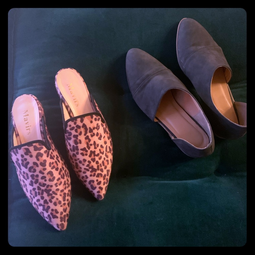 Two pairs of women’s flats 9-9.5 fit (size 10)